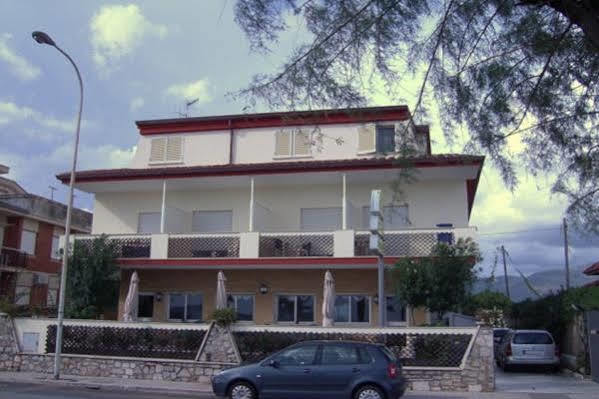 Villa Del Sole Terracina Exteriér fotografie